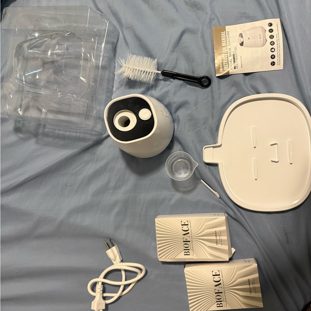 White Facial Mask Machine - Picture 4 of 10